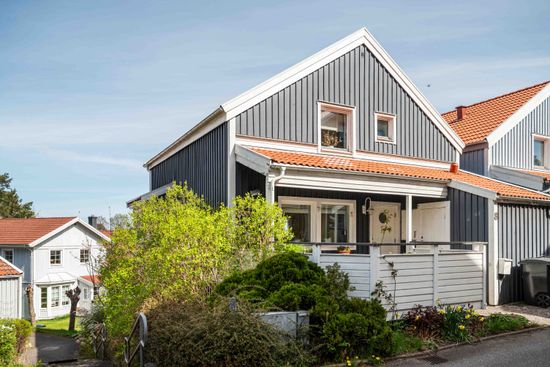 Villa, Skuleberget 8, Partille