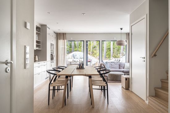 Bostadsrätt, Radhus, Lötvägen 33a, Svinninge, Österåker