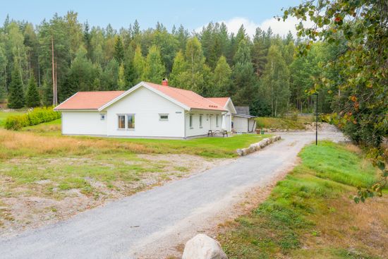 Villa, von Berchners väg 7, Stavsjö, Nyköping