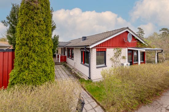 Villa, Klarinettgatan 38, Kronoparken, Karlstad