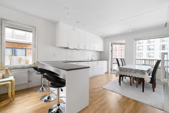 Bostadsrätt, Barkarbyvägen 82, Barkarbystaden, Järfälla