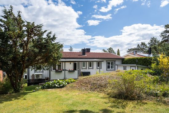 Villa, Radhus, Sälgstigen 6, Nynäshamn