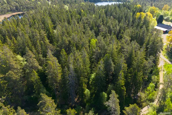 Tomt, Värred 2:32, Härryda