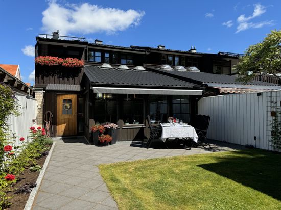 Villa, Kungsvägen 53, Lasarettsområdet, Eskilstuna