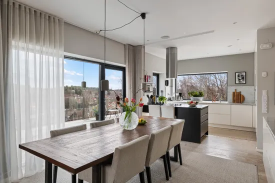 Villa, Gnejsvägen 15A, Roslags Näsby, Täby