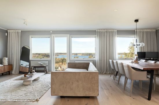 Villa, Radhus, Örnholmsbrinken 58, Johannesdal - Vårberg, Stockholm