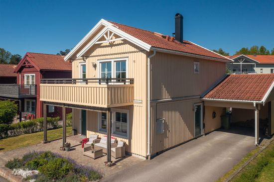 Villa, Ekorrvägen 18, Ulvhäll, Strängnäs
