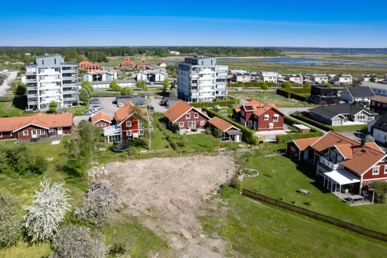 Tomt, Kollergångsgatan 9, Almby, Örebro