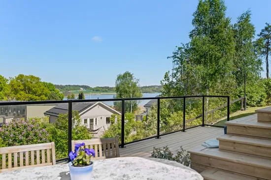 Villa, Radhus, Fredrikstrandsvägen 32B, Ekerö Brygga, Ekerö