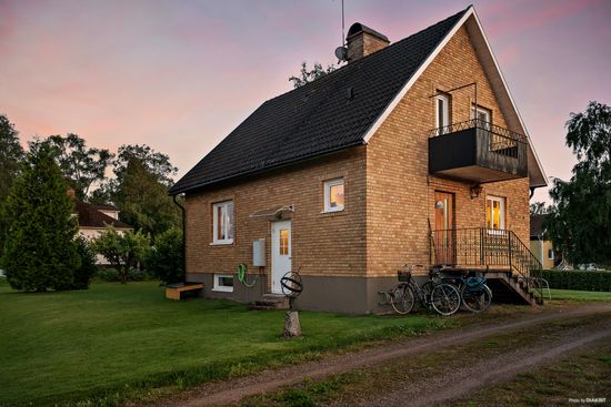 Villa, Tivedsvägen 7, Älgarås, Töreboda