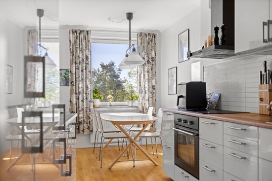 Bostadsrätt, Tullingebergsvägen 31, Tullingeberg, Botkyrka