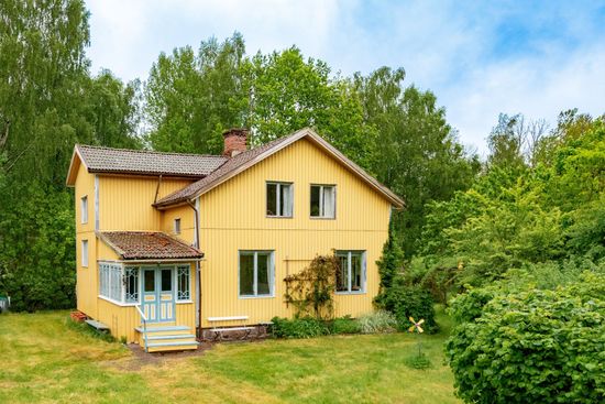 Villa, Ulvstorp 5, Stora Levene, Vara