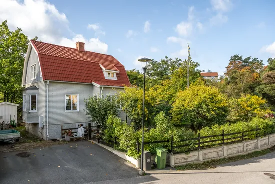 Villa, Skogagatan 9, Centralt, Nynäshamn