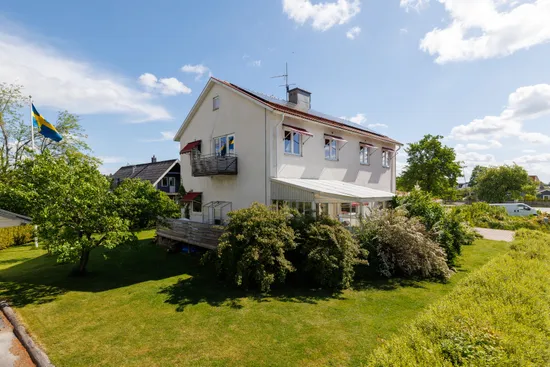 Villa, Gartzvägen 4, Haga, Kumla