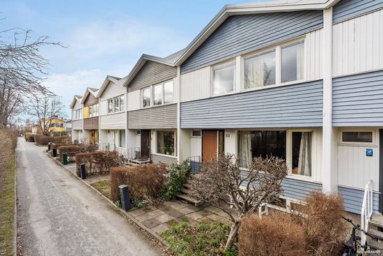 Radhus, Ängsullsvägen 53, Kälvesta - Vällingby, Stockholm