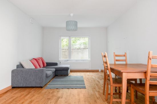 Bostadsrätt, Småbrukets backe 16, Visättra, Huddinge