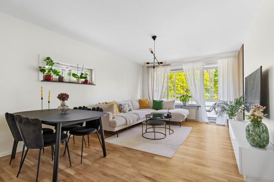 Bostadsrätt, Månadsvägen 74, Jakobsberg, Järfälla