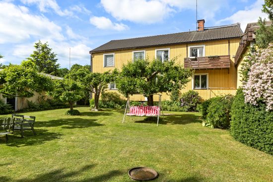 Villa, Stationsvägen 4, Fjärdhundra, Enköping