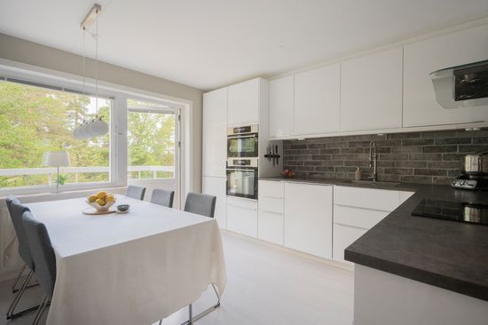 Bostadsrätt, Lillhagsvägen 8, Älvsjöbadet, Stockholm