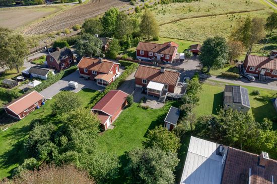 Villa, Granhällsvägen 5, Malmby, Strängnäs