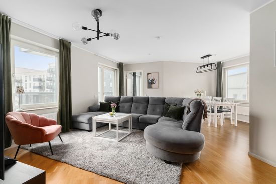 Bostadsrätt, Karlslundsvägen 18, Barkarbystaden, Järfälla