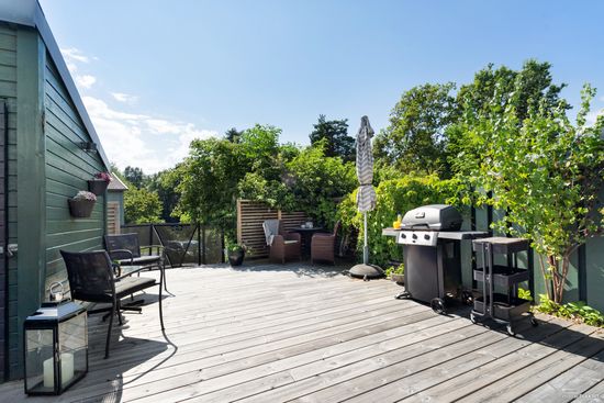 Radhus, Jordgränd 6, Viby, Sollentuna