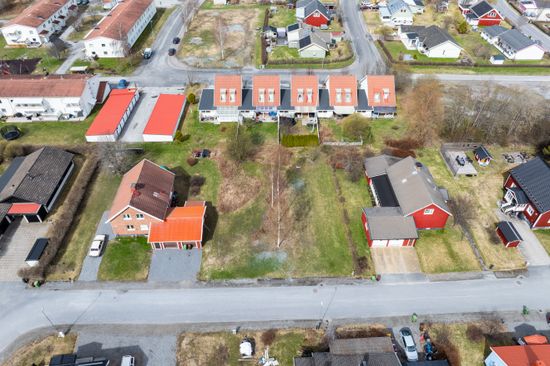 Tomt, Regnbågsgatan 13, Vännäs