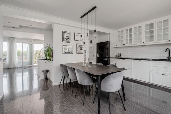 Villa, Radhus, Oriongatan 107, Östra Steninge, Sigtuna