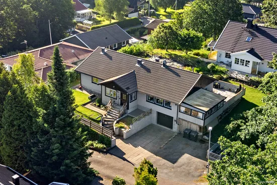 Villa, Norra Rådjursvägen 14B, Floda-Hyltorna, Lerum