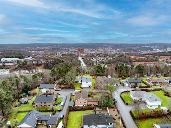 Villa, Safirvägen 8, Uddevalla