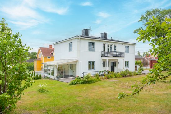 Villa, Köpmangatan 9, Valla, Katrineholm