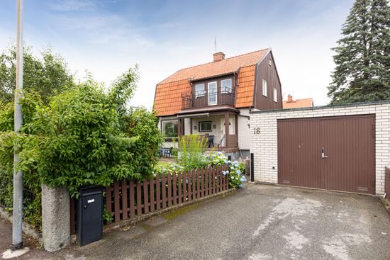 Villa, Gesällgatan 18, Kristiansborg, Västerås