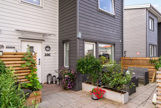 Radhus, Koriandervägen 20C, Höör-Kvarnbäck, Höör