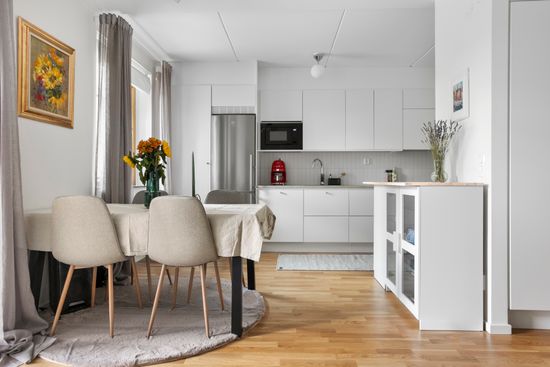 Bostadsrätt, Sänkhagsvägen 6C, Häggvik, Sollentuna