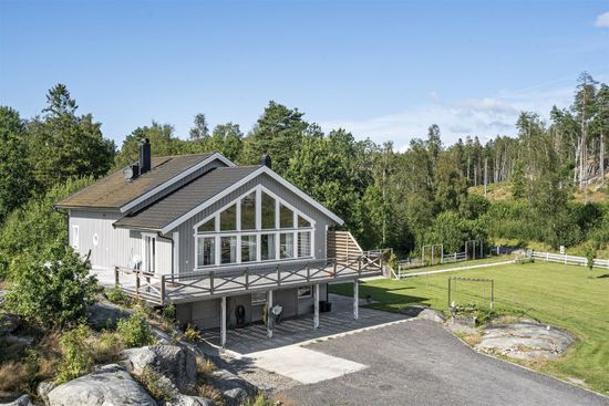 Villa, Källvik Svingen 3, Strömstad