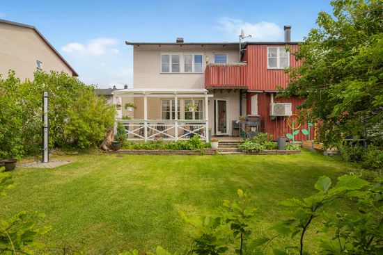 Villa, Radhus, Skrakvägen 63, Margretelund, Österåker