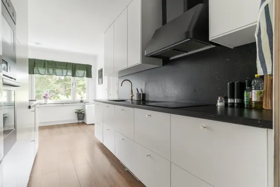 Bostadsrätt, Karlstorpsvägen 93, Karlstorp, Trollhättan