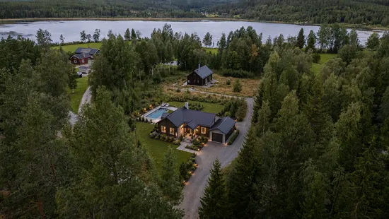 Tomt, Sjönära hörntomt, Yckelsbo, Ljusdal