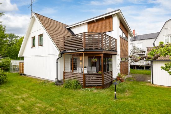 Villa, Stadsvägen 18, Rynninge, Örebro