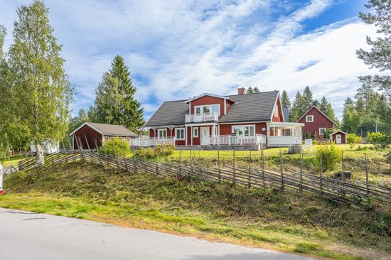 Villa, Hantverkargatan 14, Bjurholm