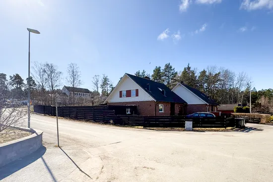 Radhus, Fågelvägen 13A, Märsta Centralt, Sigtuna