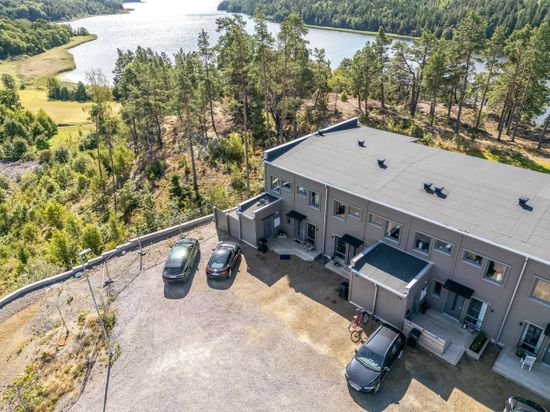 Radhus, Melbysundsvägen 90, Risinge, Finspång