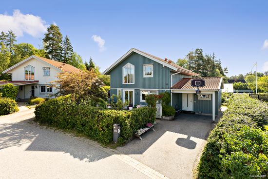 Villa, Furuvägen 60, Gribbylund, Täby