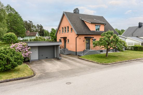 Villa, Barrvägen 8, Moheda, Alvesta