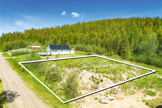 Tomt, Oxsta 215, Segersjön, Sundsvall