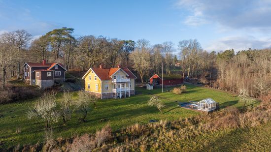 Gård/Skog, Hässleröd 717, Uddevalla