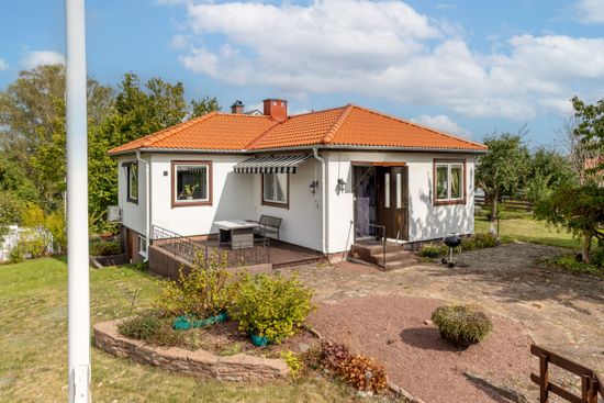 Villa, Backstigen 1, Centralt, Mönsterås