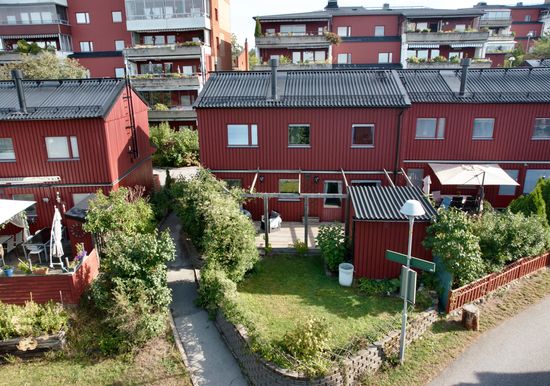 Bostadsrätt, Radhus, Myrstuguvägen 115, Myrstuguberget, Huddinge