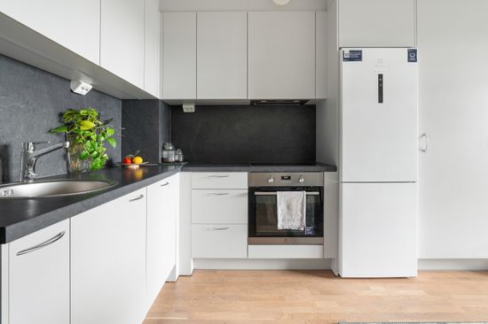 Bostadsrätt, SEGERSÄLLSVÄGEN 3, vån 3, Jakobsberg, Järfälla