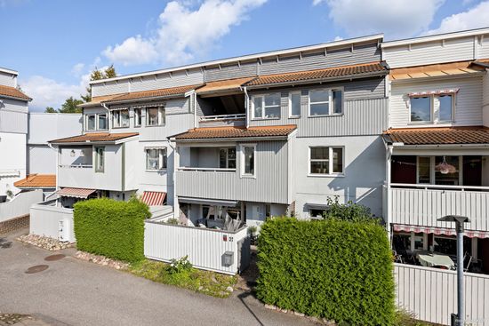 Villa, Radhus, Kaveldunsgränd 37, Viby, Sollentuna